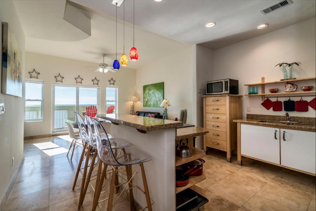 Apartamento Sea Deuce By The Ocean Galveston Exterior foto